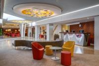 Spa Hotel in Heviz - Lobby des Thermalhotels Aqua in der Nähe des berühmten Thermalsees in Heviz
